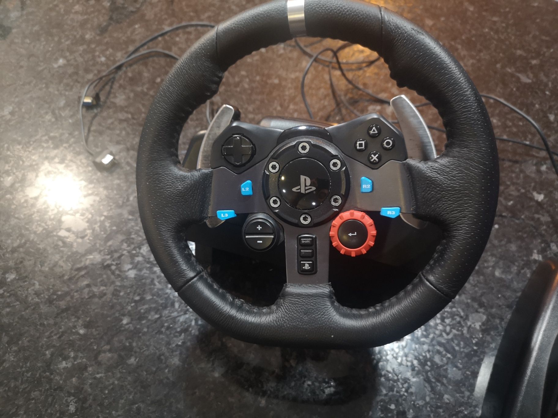 Vendo volante Logitech g29 + caixa de velocidades