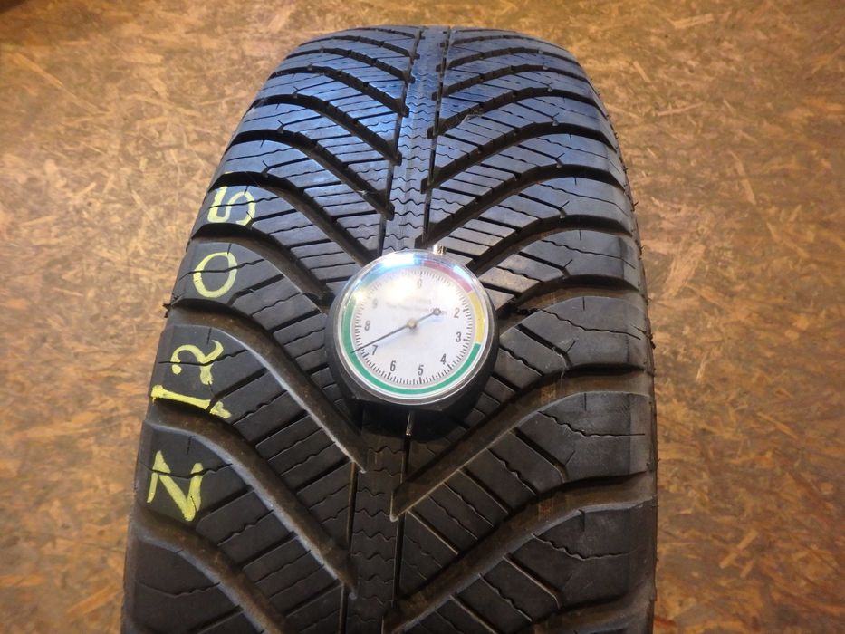 195/65r15 195/65/15 Goodyear Vector 4Season Z/205