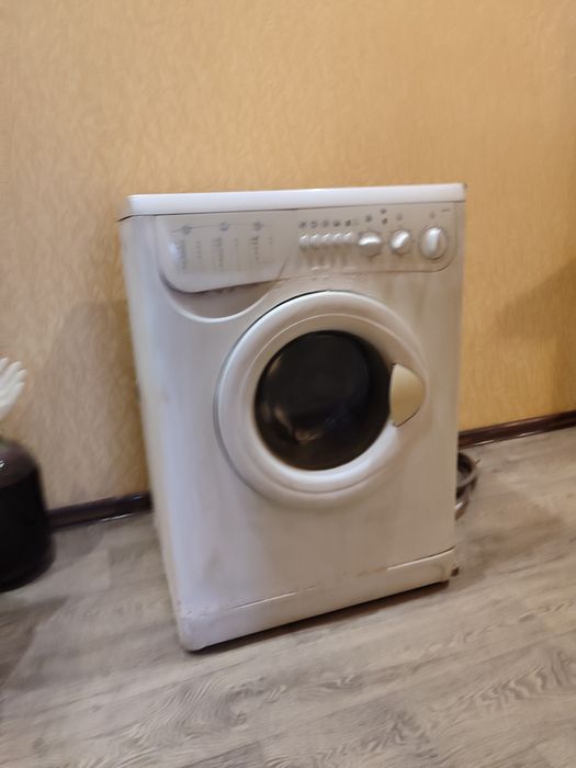 Продам пральну машину