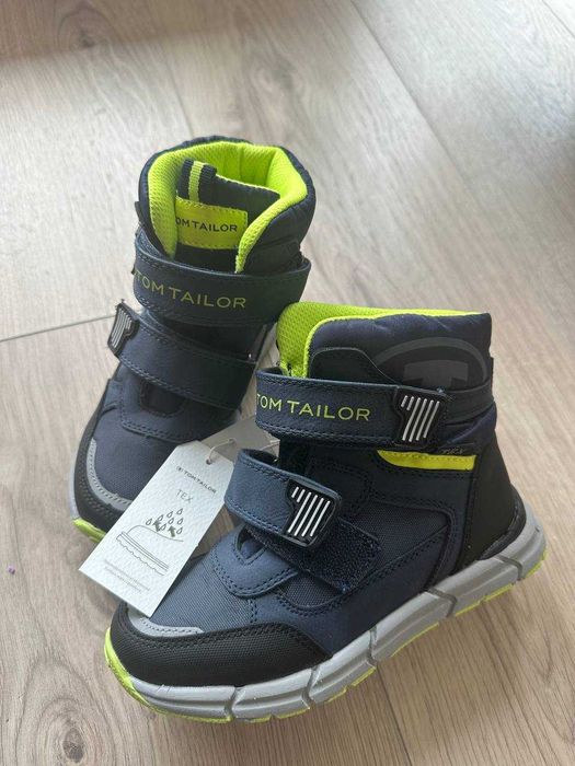 Нові зимові дитячі черевики 29 розмір