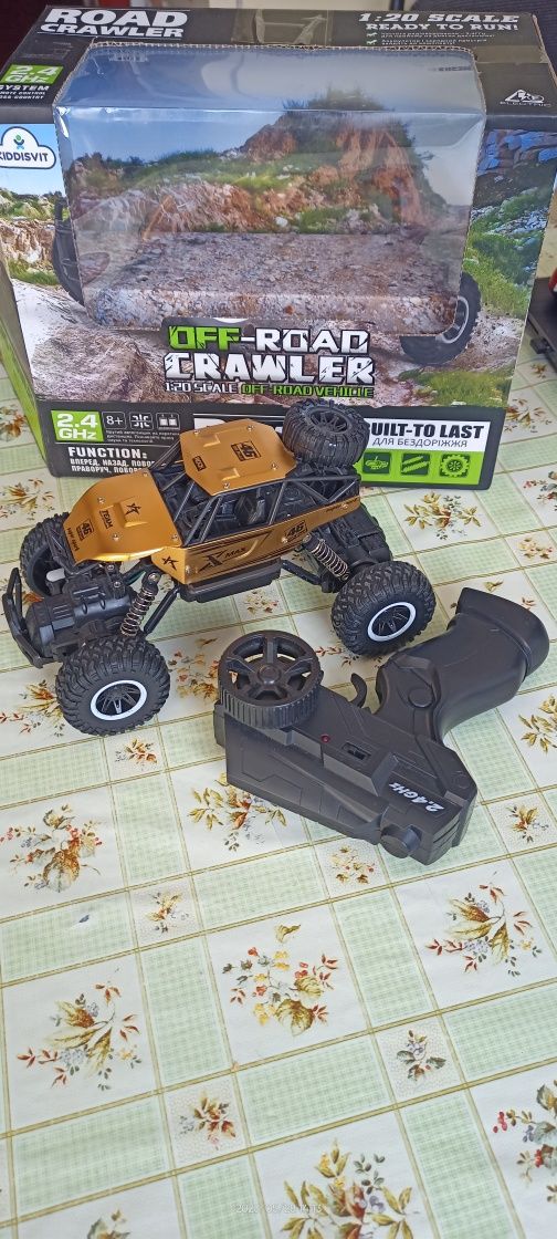 Автомобиль на р/у Sulong Toys 1:20 Off-Road Crawler Rock Sport