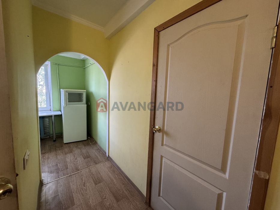 Продаж 1к. космос