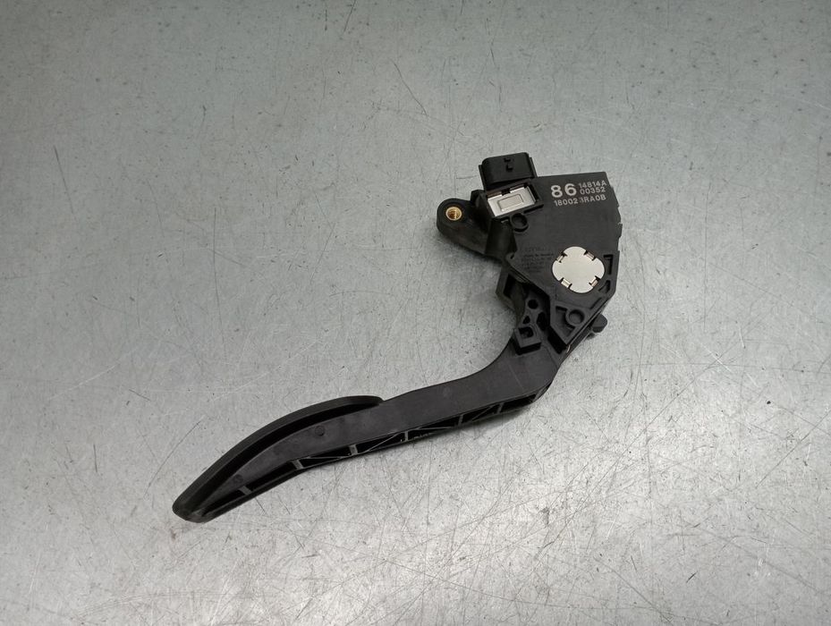 Pedal do acelerador NISSAN Juke (F15)