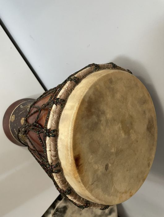Swietny Instrument Dżamba