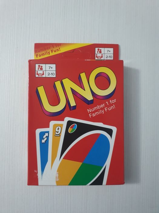 Uno selado novo na caixa