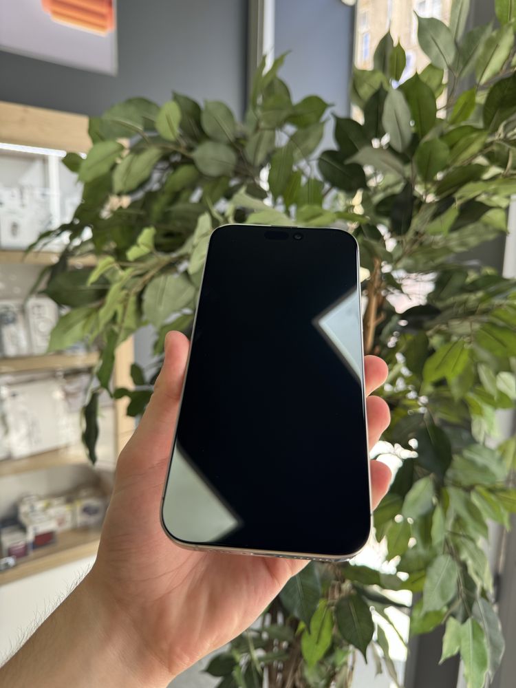 iPhone 16 Pro Max 256GB Natural Titanium