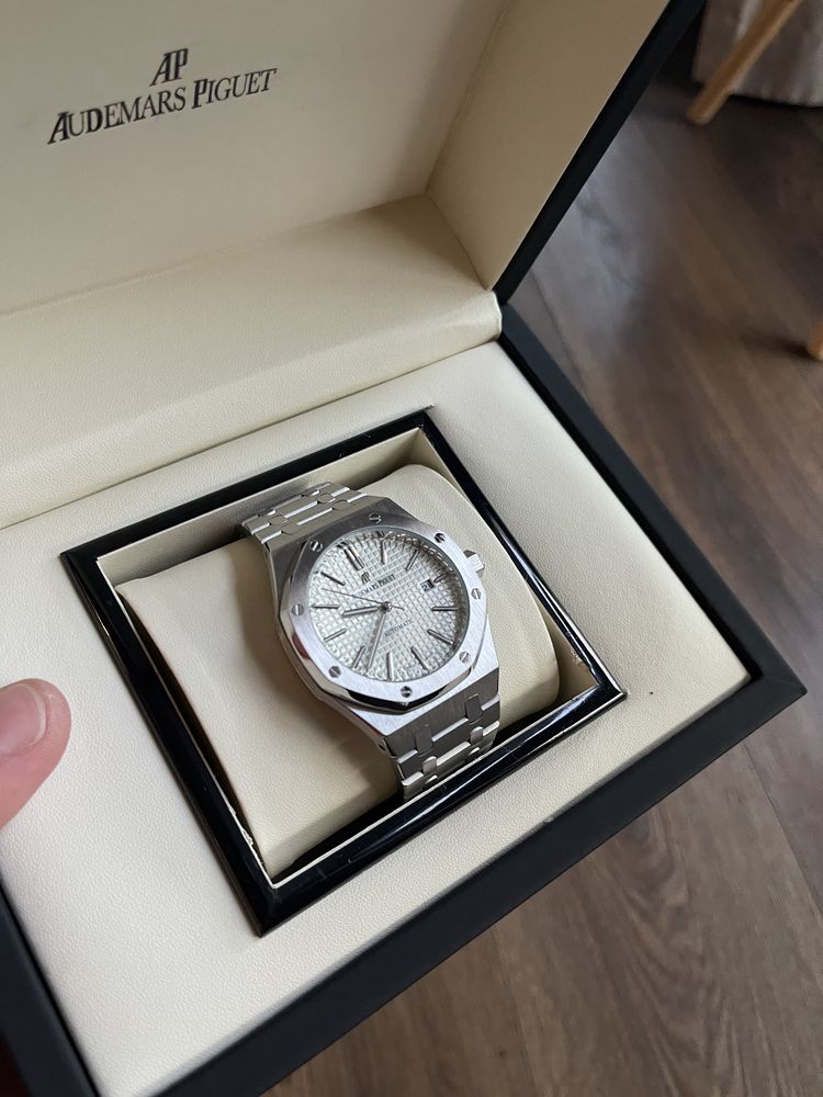 Nowy Zegarek audemars piguet nie patek philippe hublot