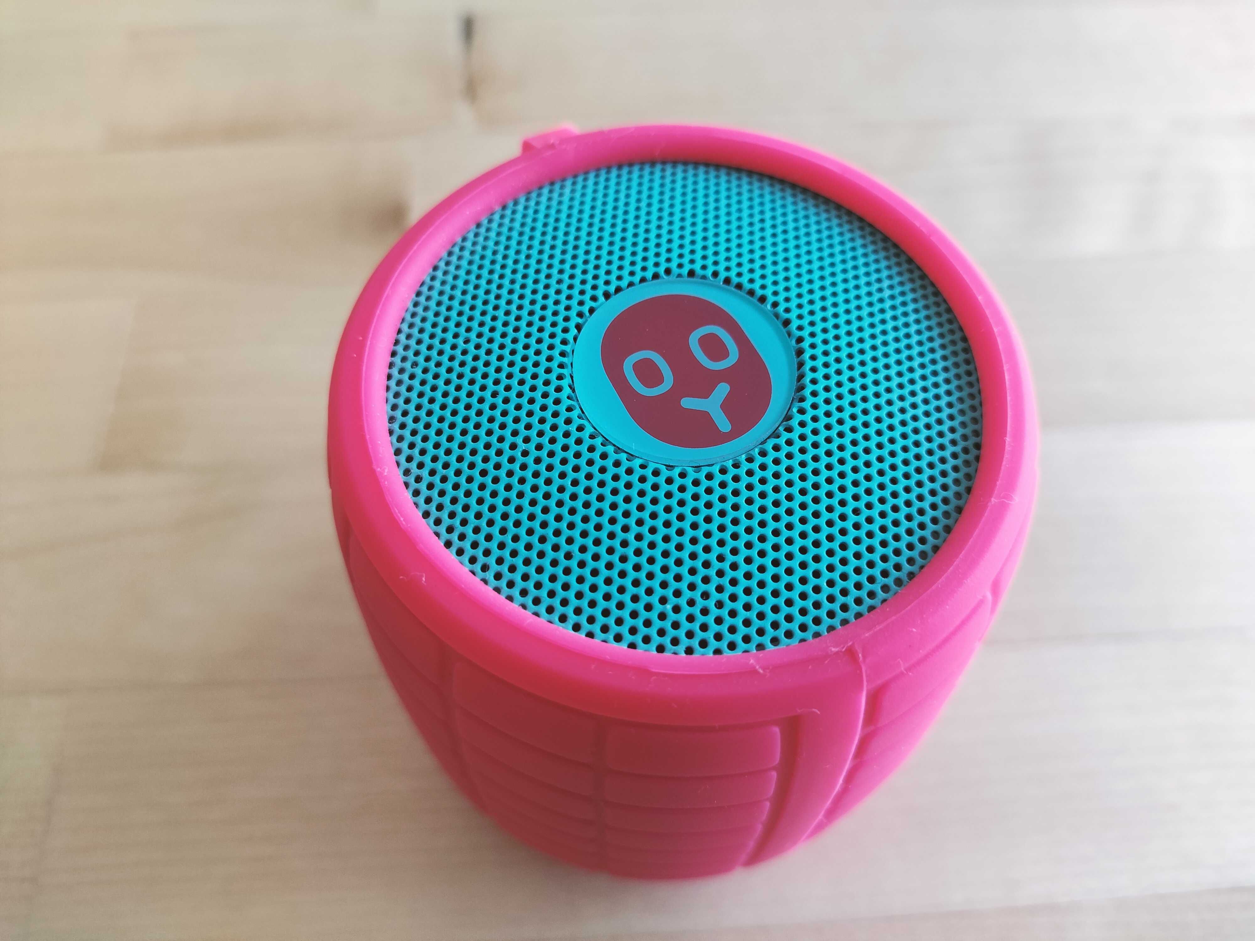 Coluna Bluetooth Goodis Sound Faces Red Blue