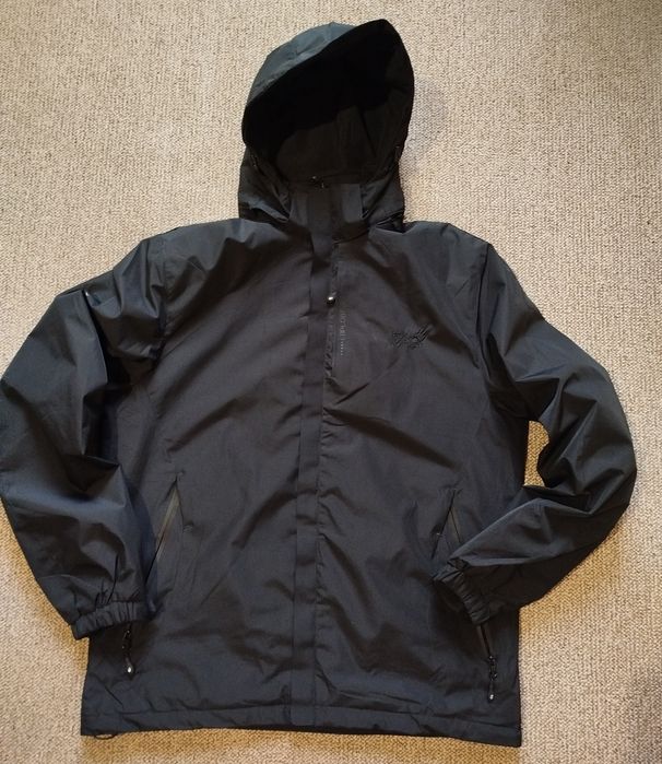 Продам нову чоловічу куртку,не підійшов розмір.