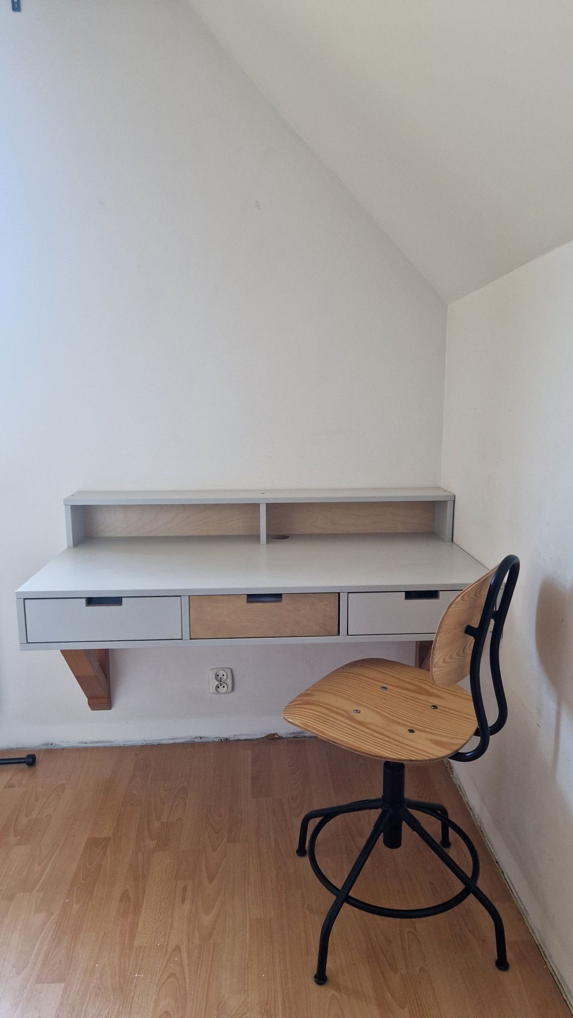 Biurko 120x80 na wzor vox