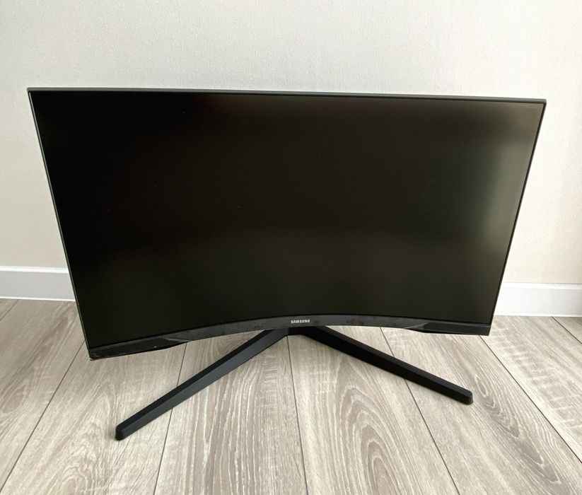 Продам !!! Samsung Odyssey G5 (QHD, 144/165 Гц, 1 мс, 1000R