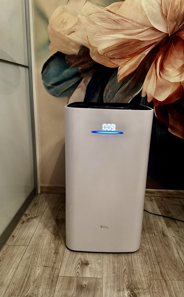 Oczyszczacz powietrza z jonizatorem TCL tkj835F