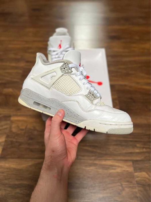 "Buty koszykówki "Jordan_4_Retro_Tech_White_Oreo_Roz.41