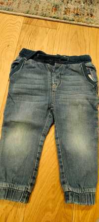 Ocieplane jeansy Zara 98