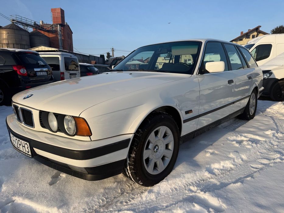 BMW Seria 5 520I 2.0 R6 150 KM super stan ładna dobre wyposażenie okazja