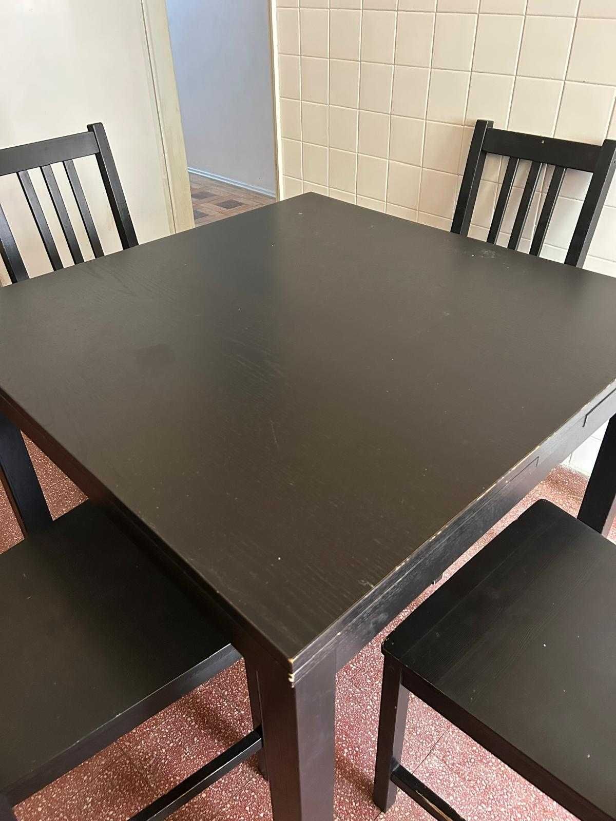 Mesa Cozinha extensível + 4 cadeiras