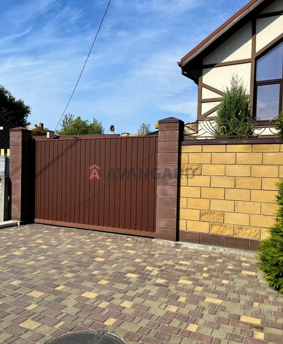 Продам стильний будинок Клочко, Калинова, Слобожанський