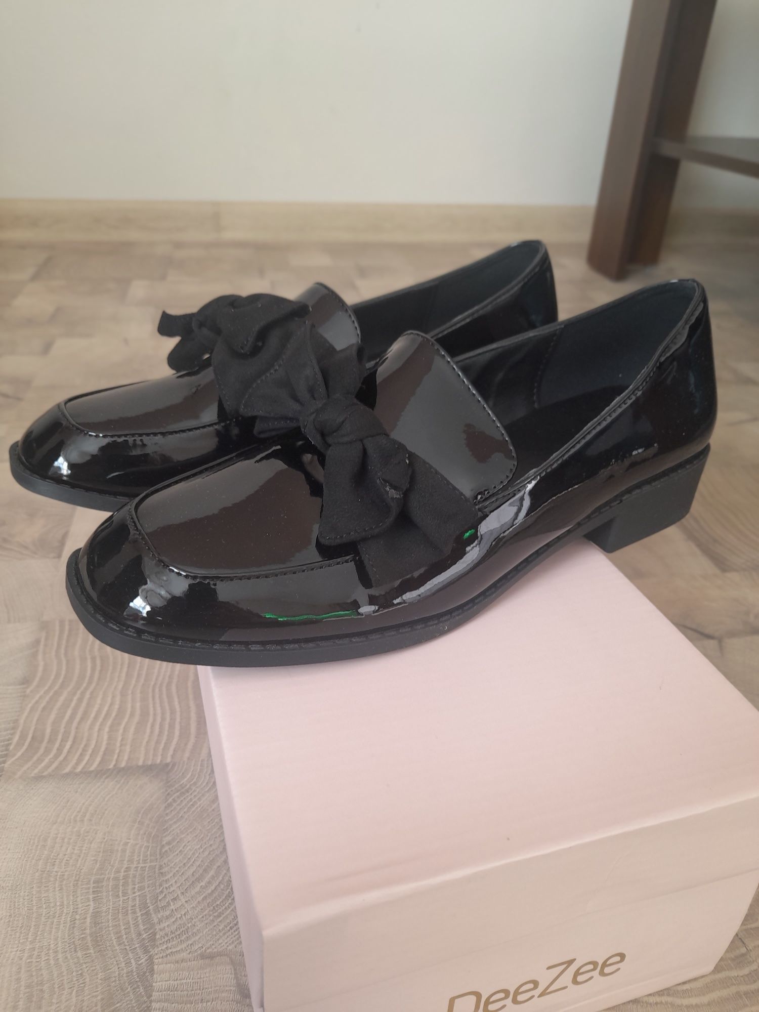 Nowe mokasyny 39
