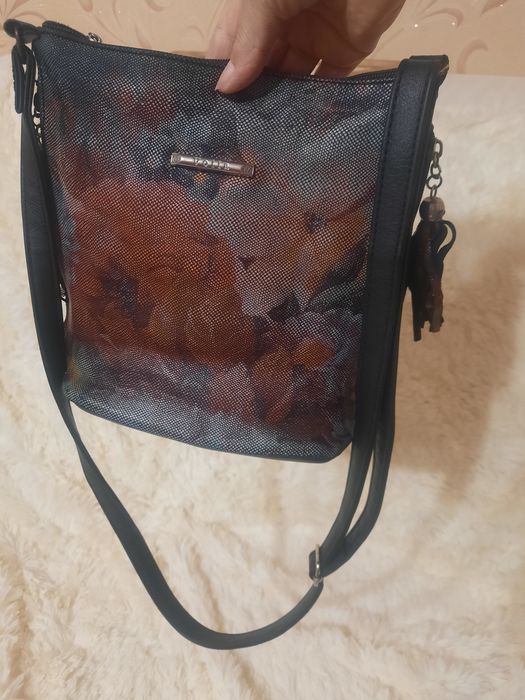 Сумка    кожаная