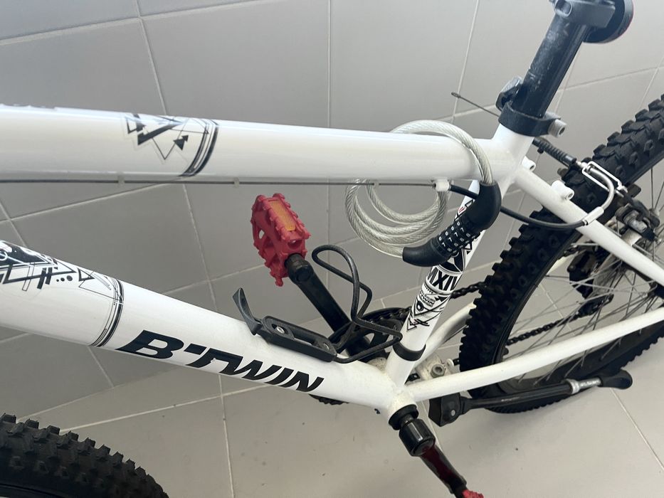 Bicicleta Btwin RockRider 300 Aro 24 - Como nova!