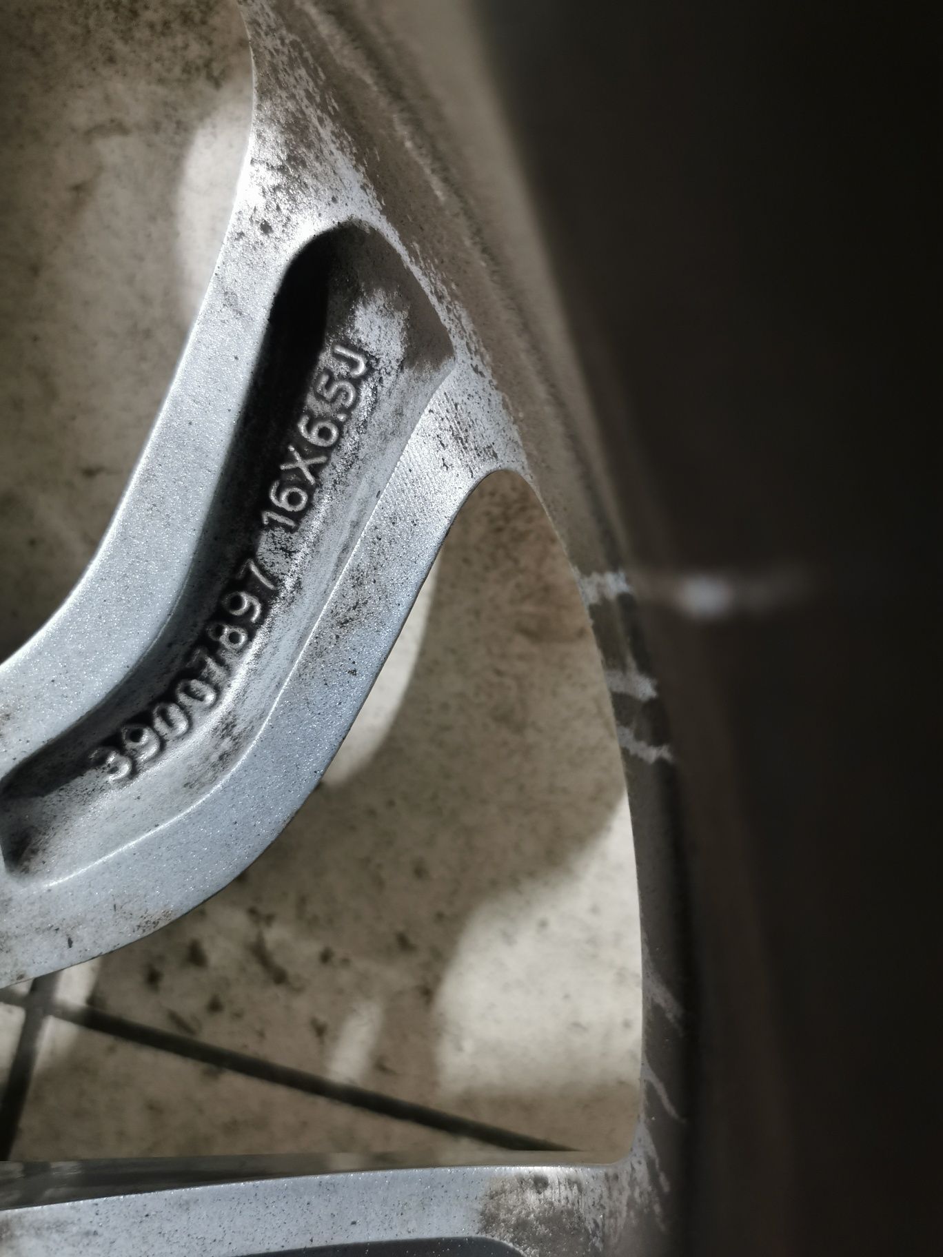 Felga Aluminiowa 16" Opel Corsa E, Adam
