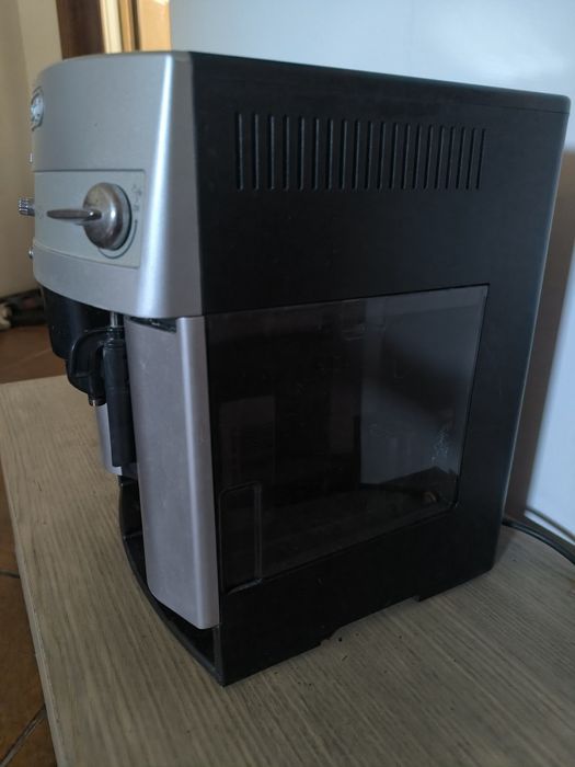 Maquina Café DeLonghi ESAM 3200s