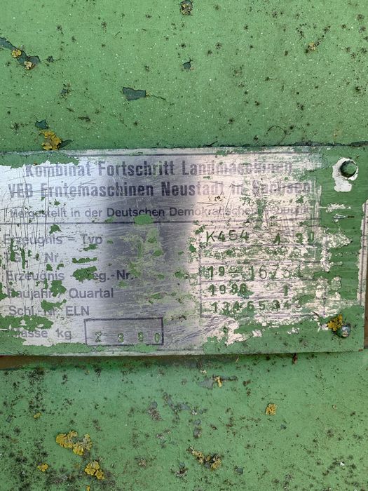 Пресс-подборщик тюковий