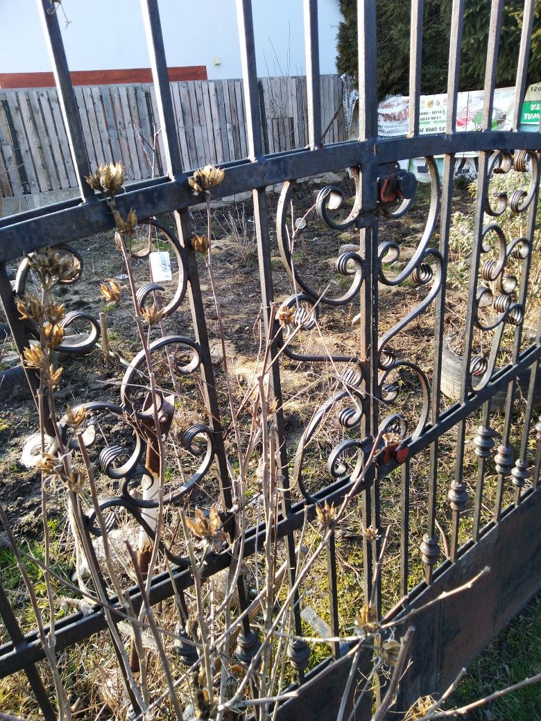Brama ozdobna metalowa wjazdowa