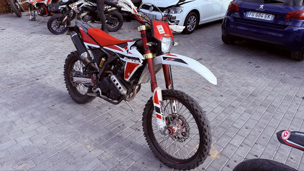 Fantic XEF 125 pojemosc  2021 rok