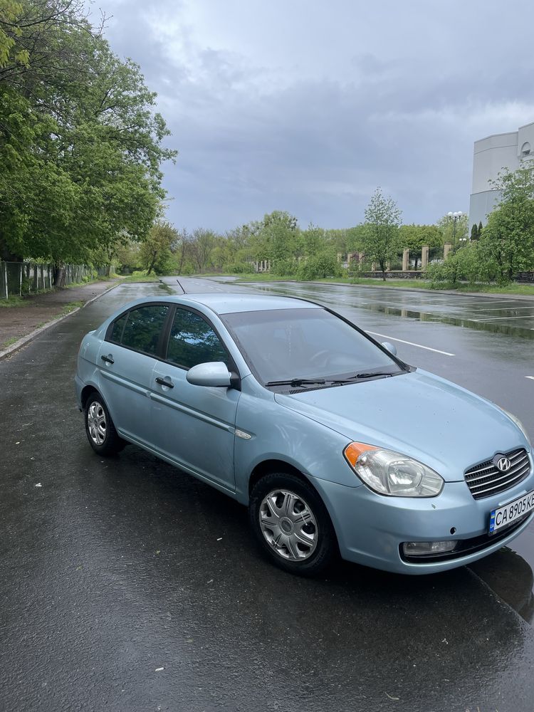 Продам Hyundai Accent