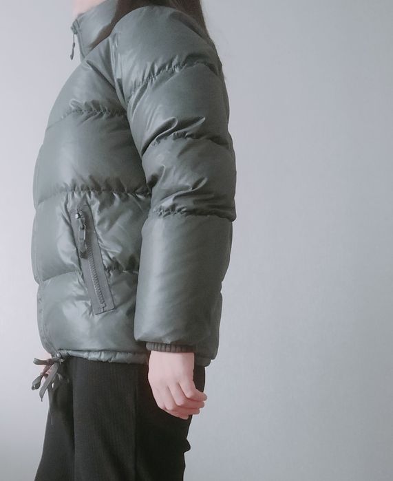 Жіноча зимова пухова куртка