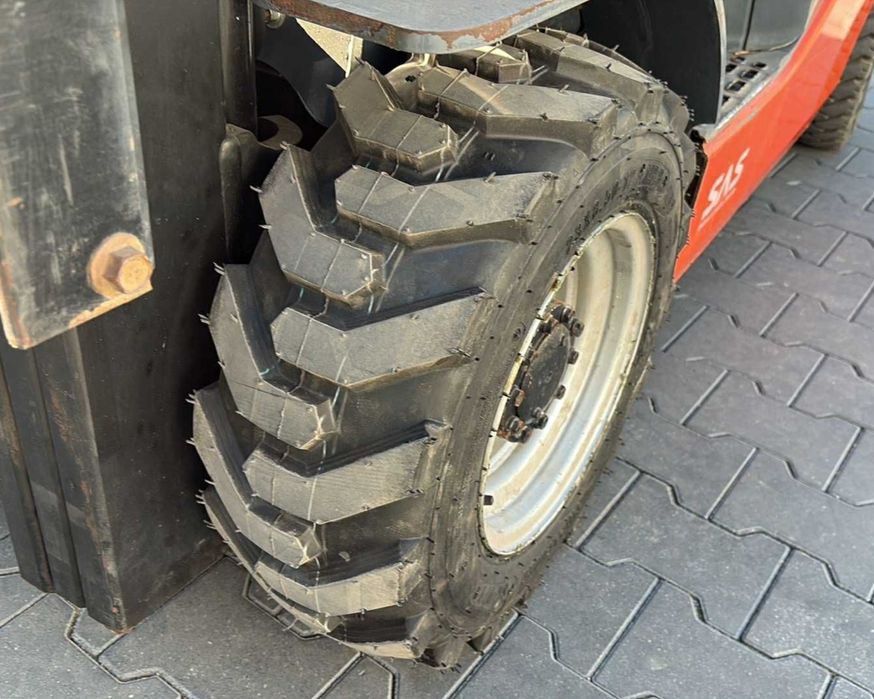 Wózek widłowy TOYOTA 7FGF15, triplex, przesuw, GAZ, terenowy