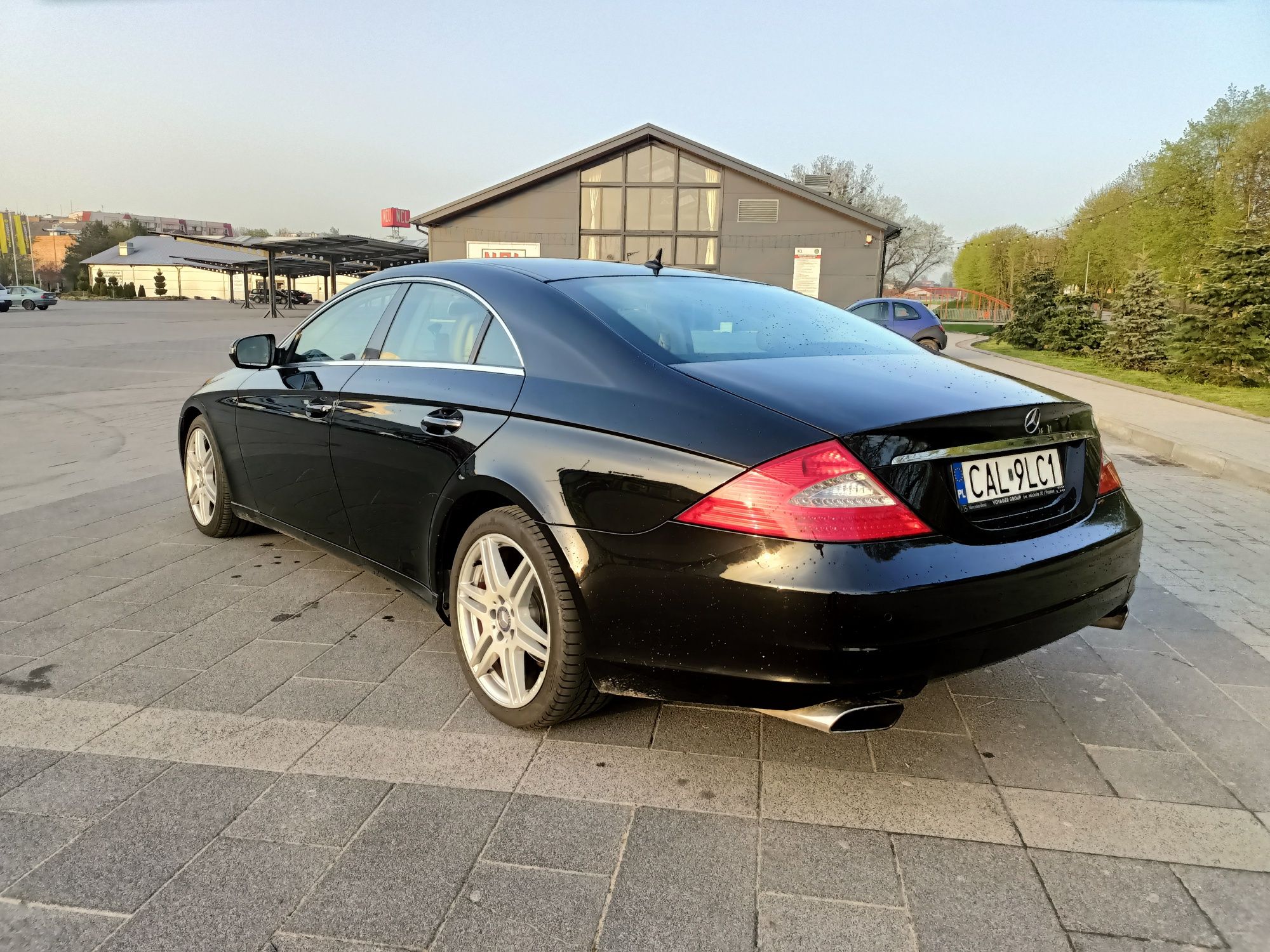 Mercedes-Benz CLS 320CDI 3.0 V6 224KM, lift, beżowe wnętrze, 2kpl kół