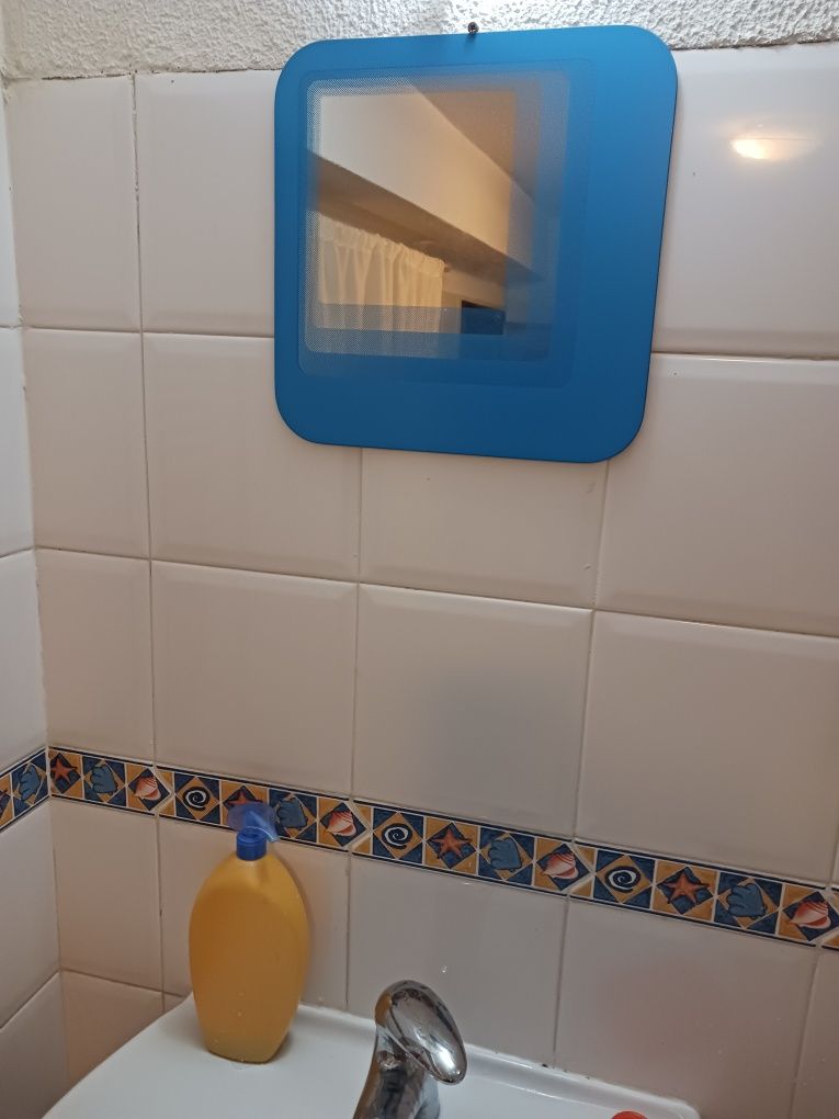 Espelho azul para wc, ou outro local