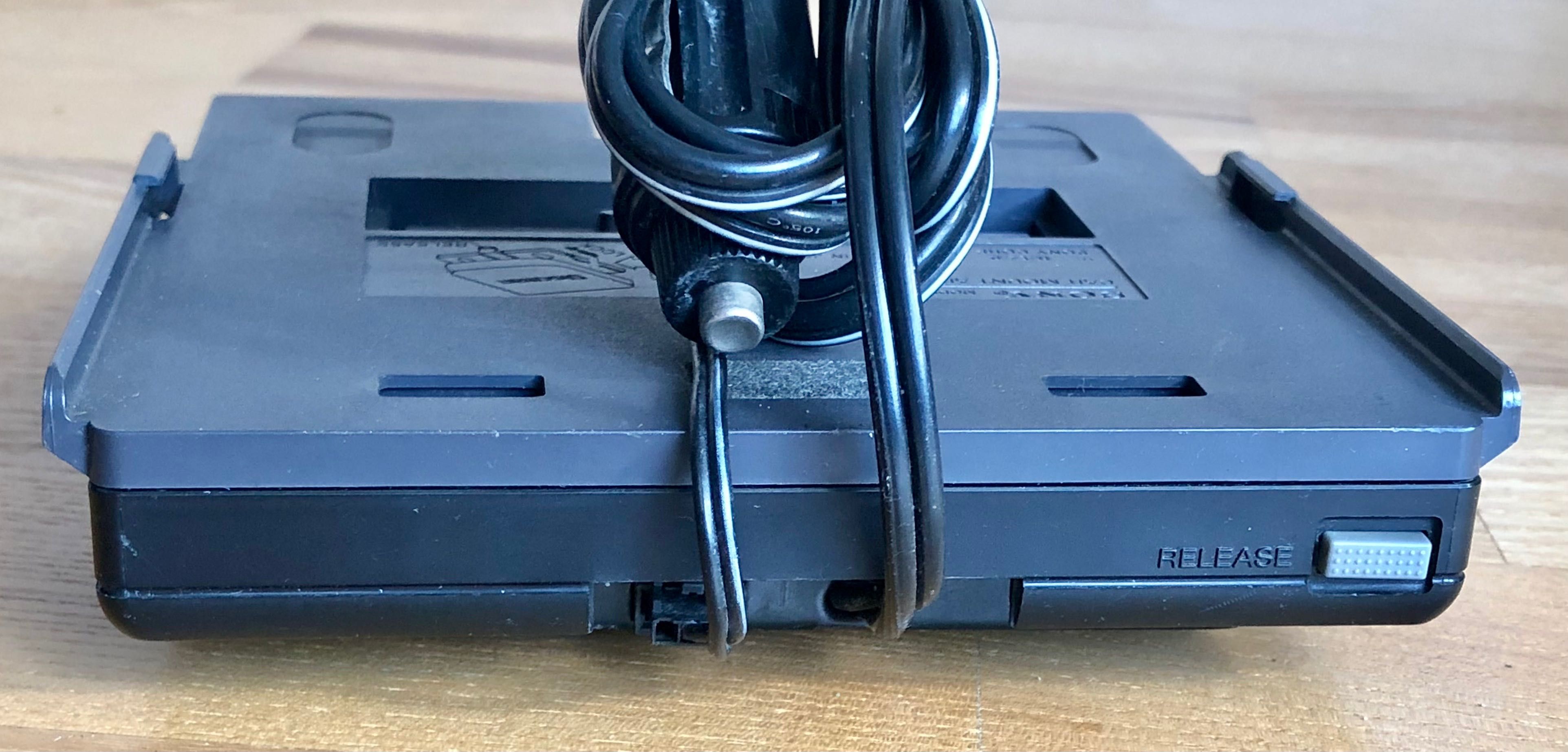 SONY Discman Mount Plate CPM-203P M2 uchwyt samochodowy CD Walkman 12V