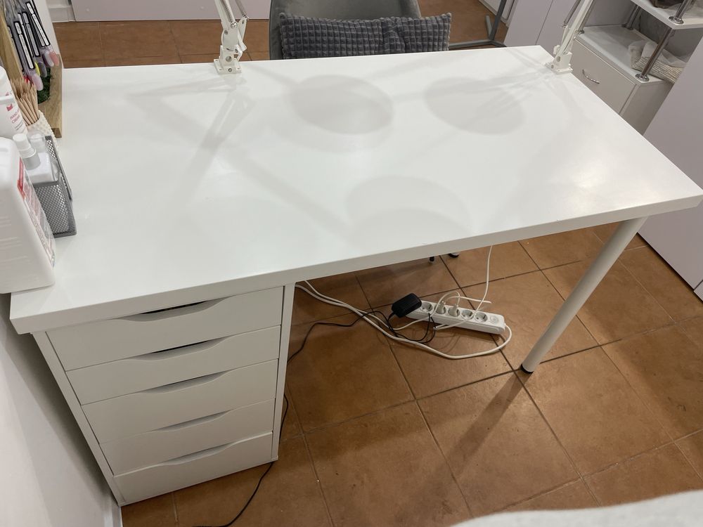 Стол Ikea Alex
