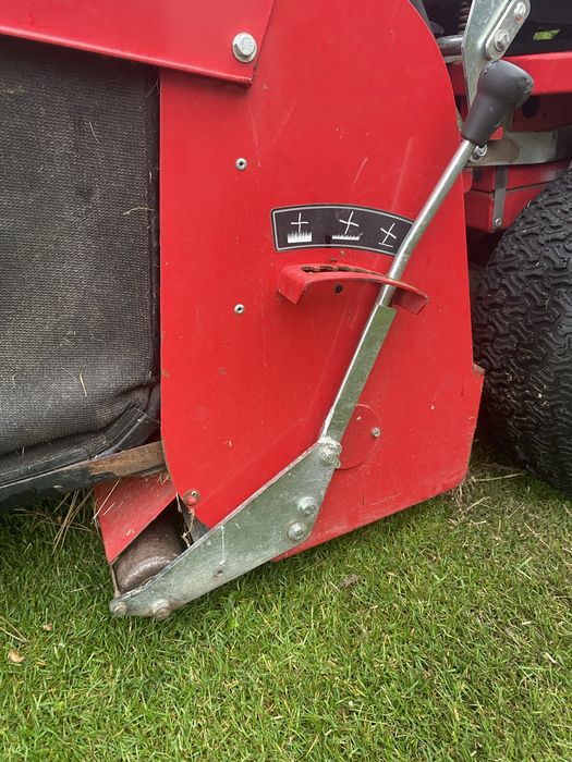 Sprzedam kosiarke traktorek