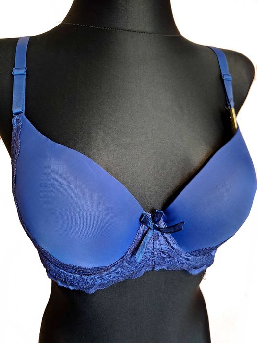 Rewelacyjny gładki biustonosz stanik 75C