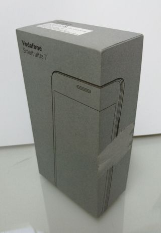 Caixa original Vodafone smart ultra 7