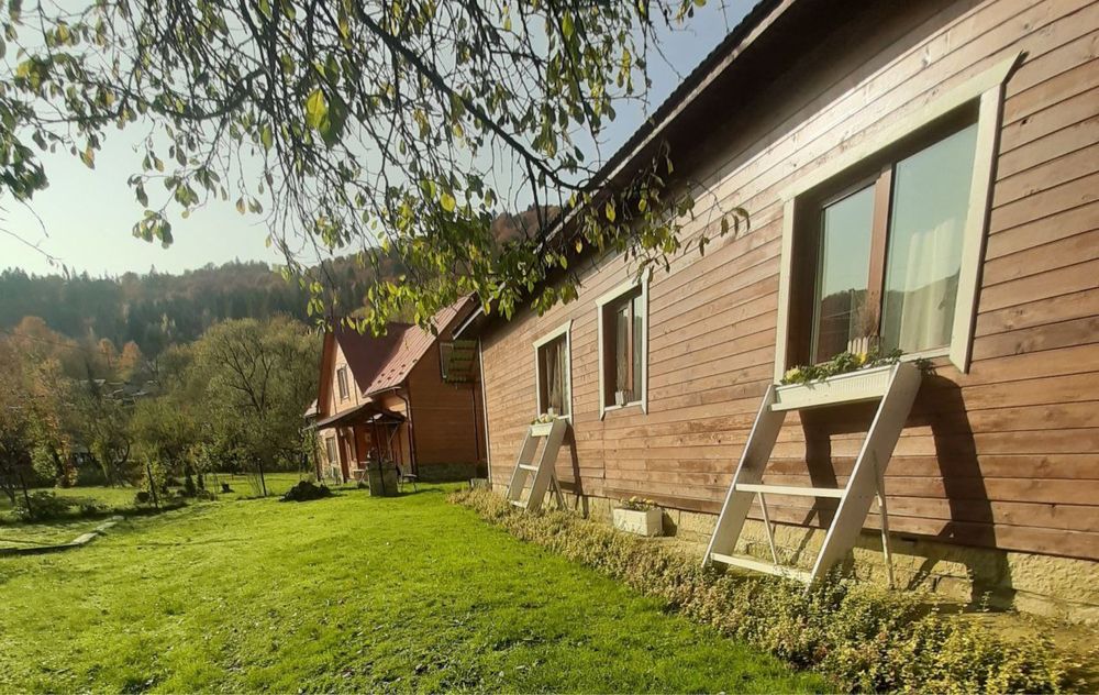 Яремче оренда котеджа подобово Котедж2 «Біля водоспаду» для 2-4х осіб