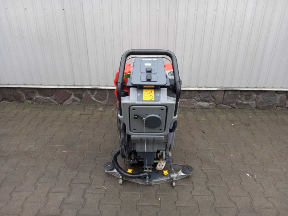 Profesjonalna szorowarka Hako B 45 b/t  TB 430