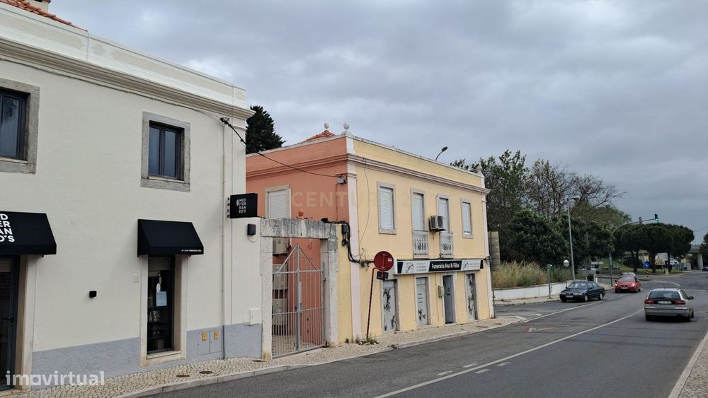 Apartamento T2 Renovado – Junto ao Parque dos Poetas, Oeiras