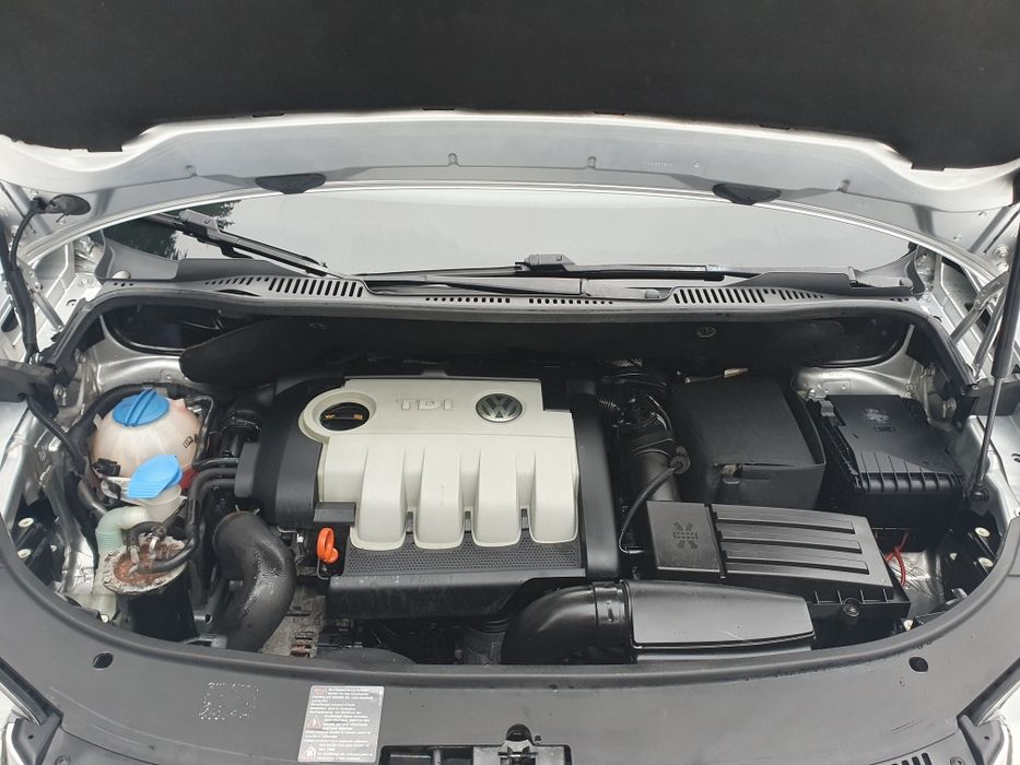 Продам свіженький з Франції VW Touran