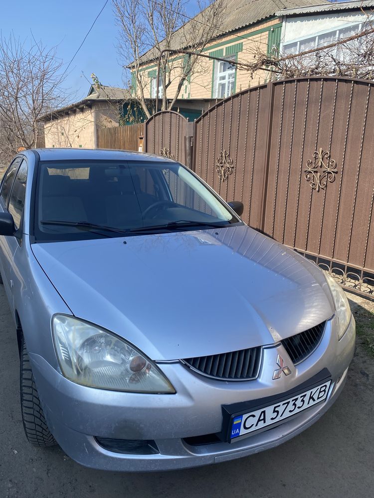 Mitsubishi lancer 9
