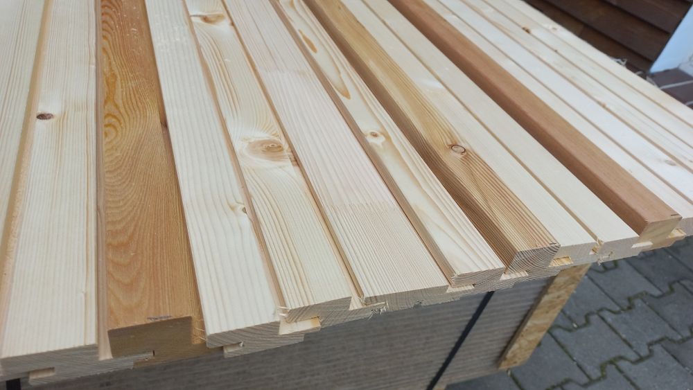 40x69 możliwa dostawa na telefon elewacja z drewna deska elewacyjna