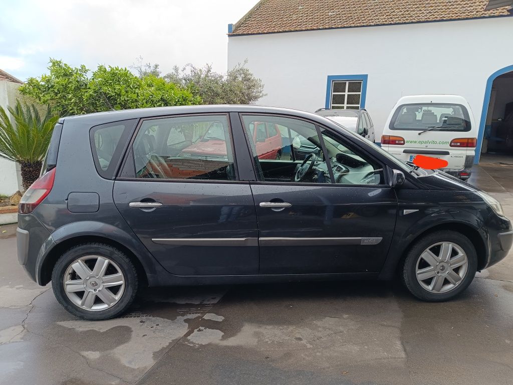 Renault Scenic 1.5 dci