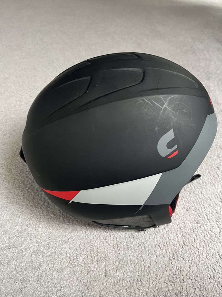 Kask ochronny Carrera