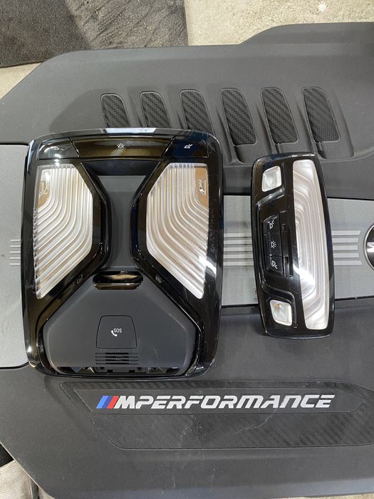 BMW x5 2019-2021 g05 плафон потолка 5A0F612