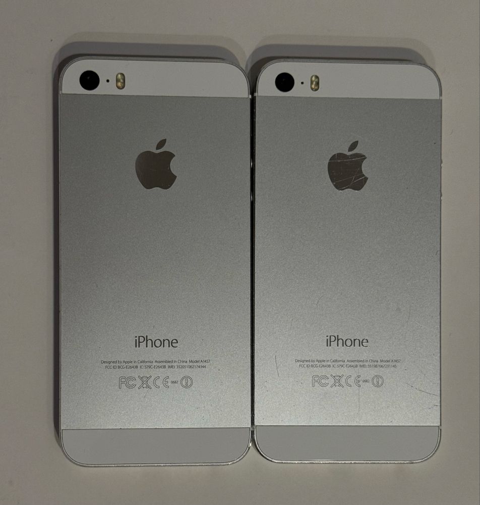 Айфон iphone 5s 16 gb чорний і білий A1457