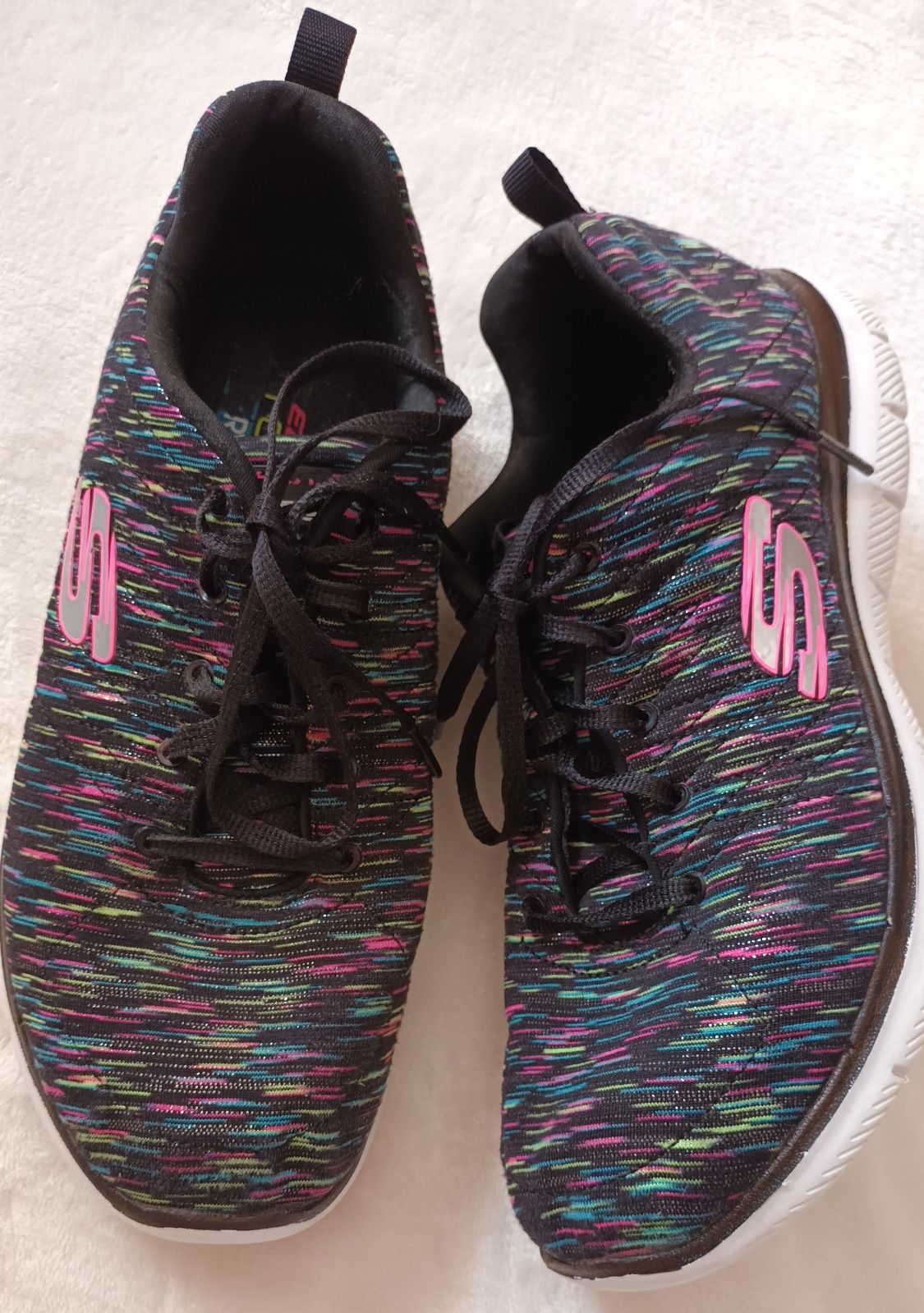 Buty, adidasy Skechers